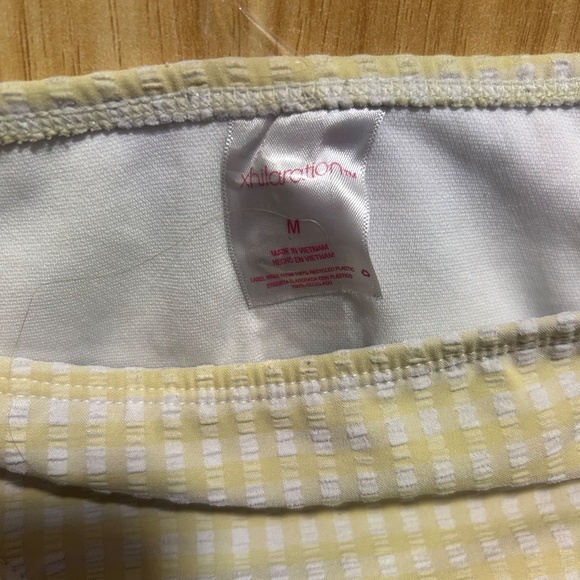 Summer time bikini - Picture 3 of 3